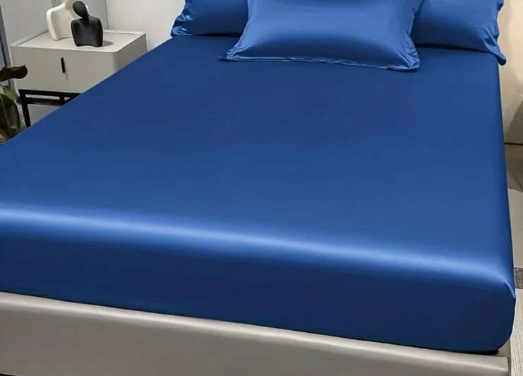 1 Simple Modern Satin Solid Color Fitted Sheet, Solid Color Ice Silk Bedspread For Bedroom, Bedding (Excluding Pillowcases)